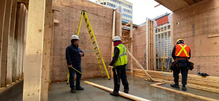 The-Benefits-Of-Hiring-A-Local-Vancouver-House-Builder